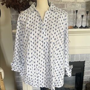 Croft & Barrow White Shirt with Blue Floral Design Cotton spandex Size XXL